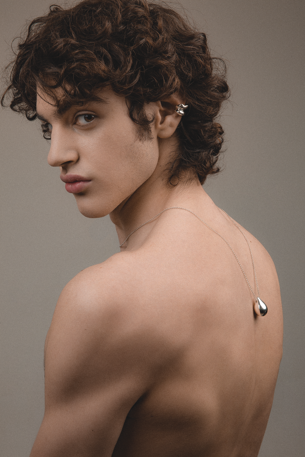 Chain Teardrop Necklace - Image 4